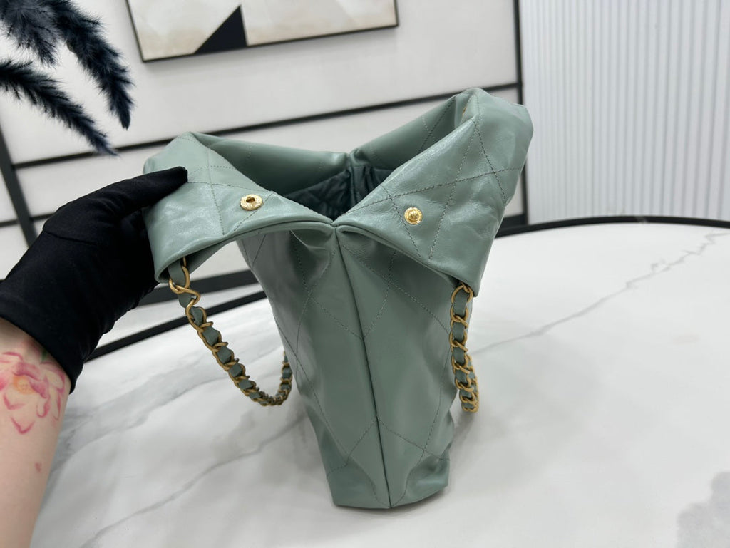 CC MEDIUM 37 HANDBAG IN GREEN SAGE CALFSKIN GOLD HARDWARE