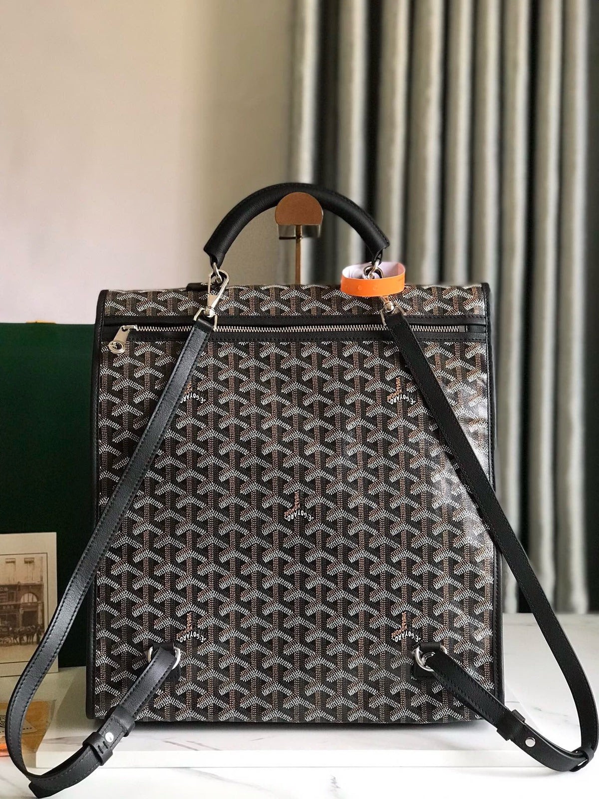 GOY Backpack 33x35x16cm