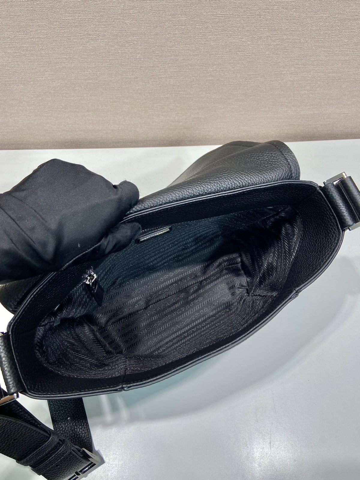 PRA Messenger Bag