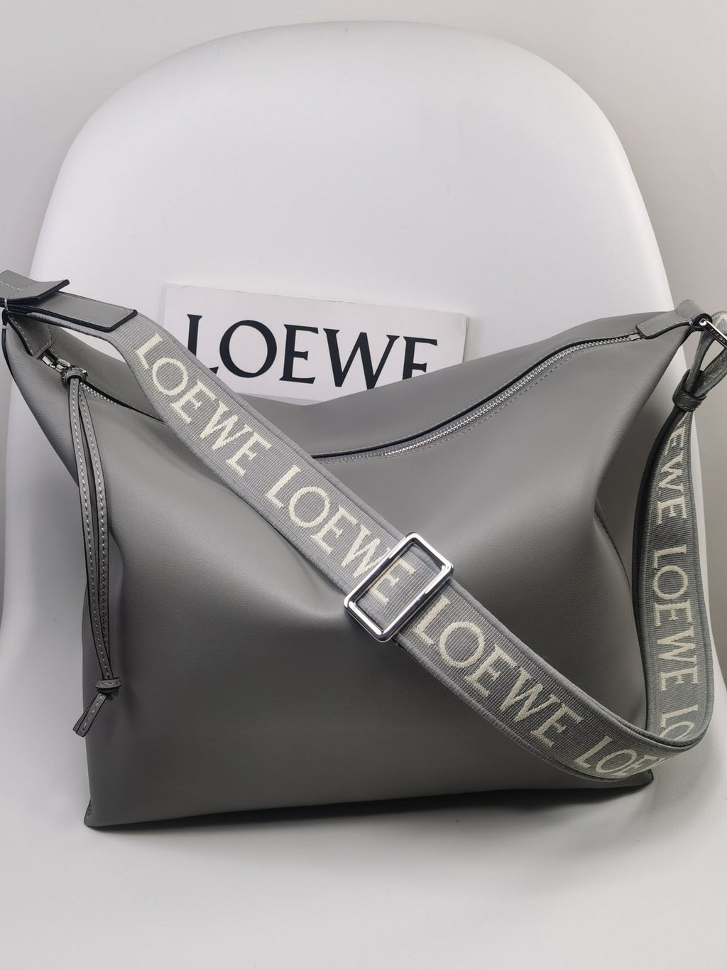 LO Messenger Bag