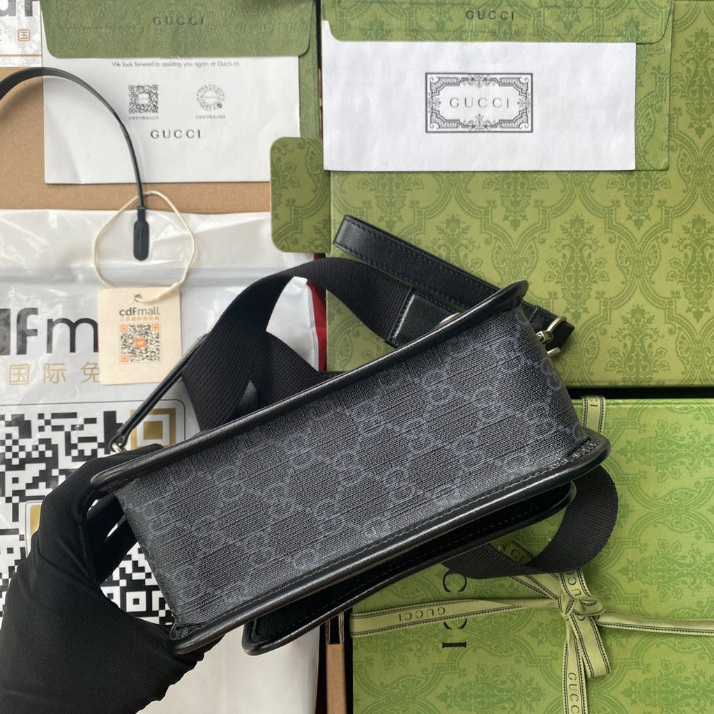 GUC Messenger Bag