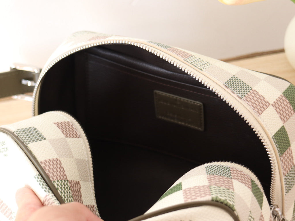 LOCKER DOPP KIT 23 IN KHAKI DAMOFLAGE COATED CANVAS